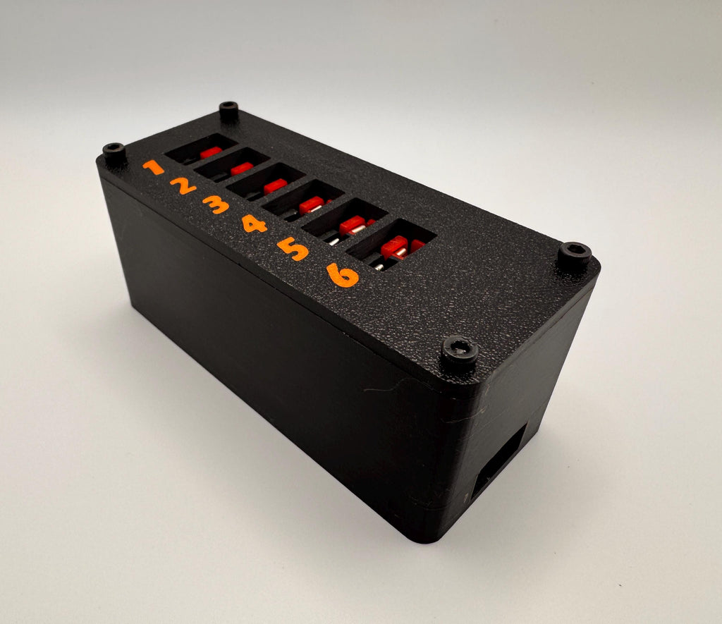 6-Port Anderson Powerpole Distribution Block – top ports angled