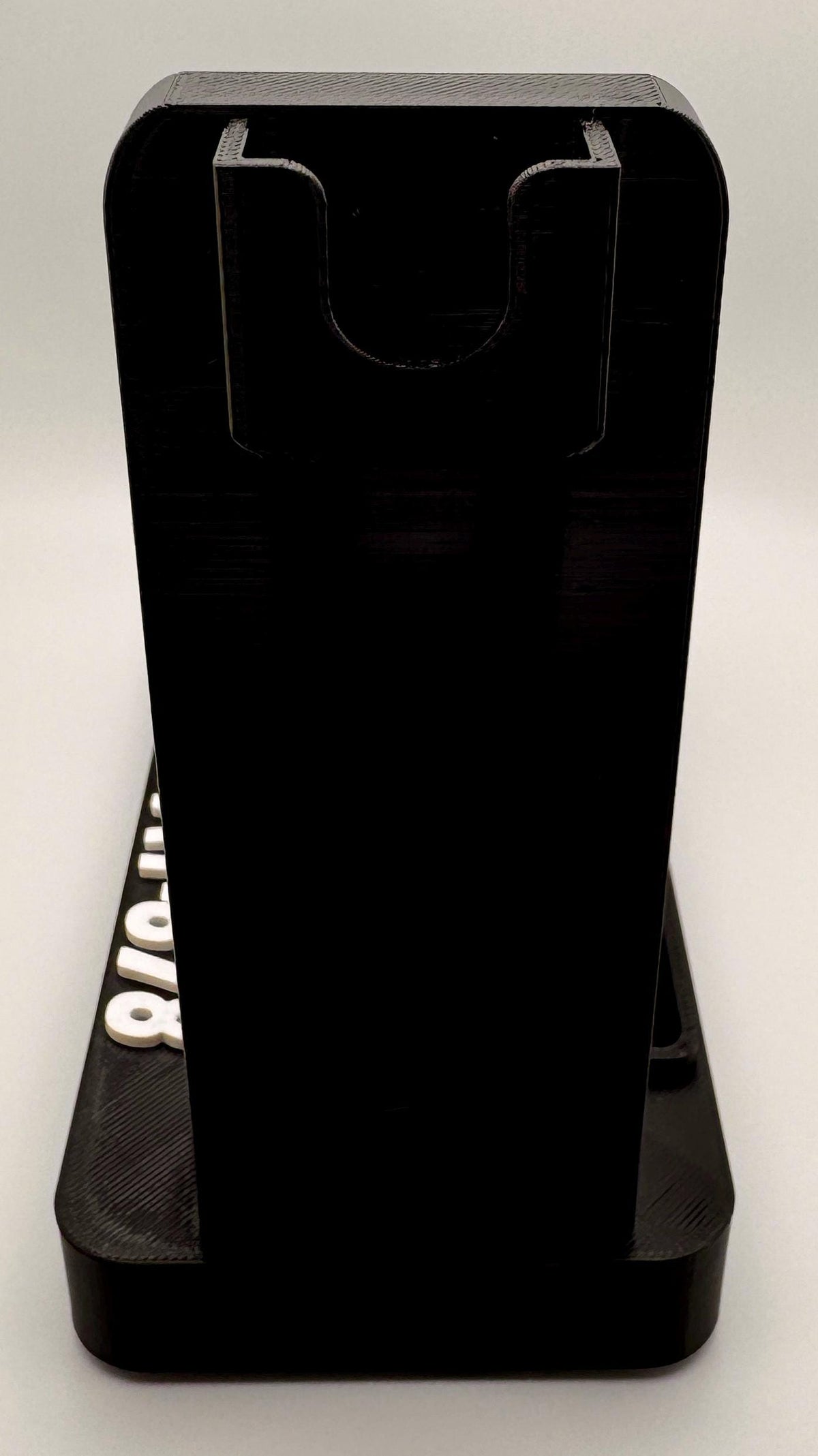 AnyTone AT-878 desk stand – empty stand end view