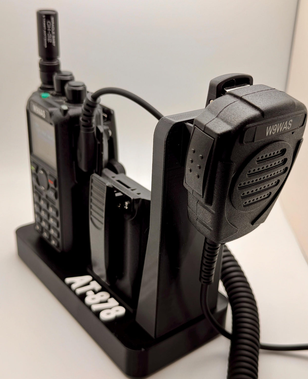AnyTone AT-878 desk stand – speaker mic side view