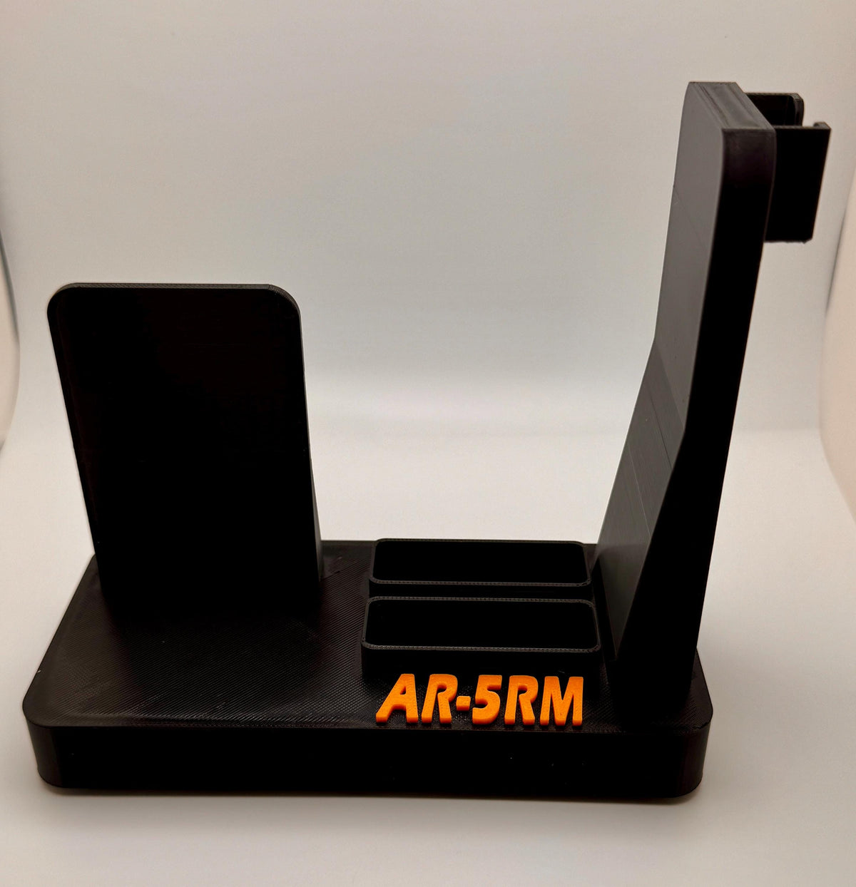 Baofeng AR-5RM desk stand – empty stand front view