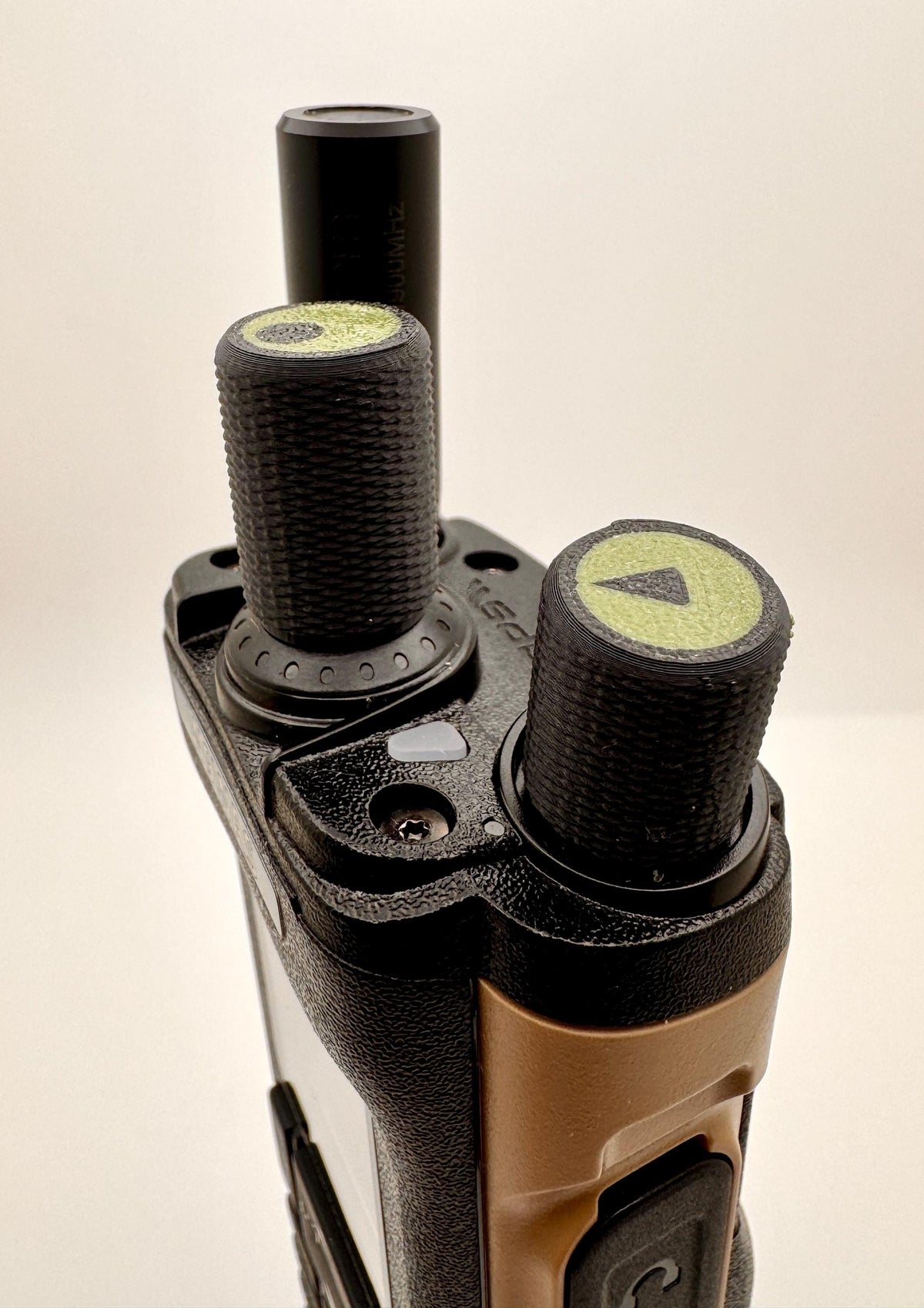 Baofeng DM-32 / UV-32 Knob Set – installed close up