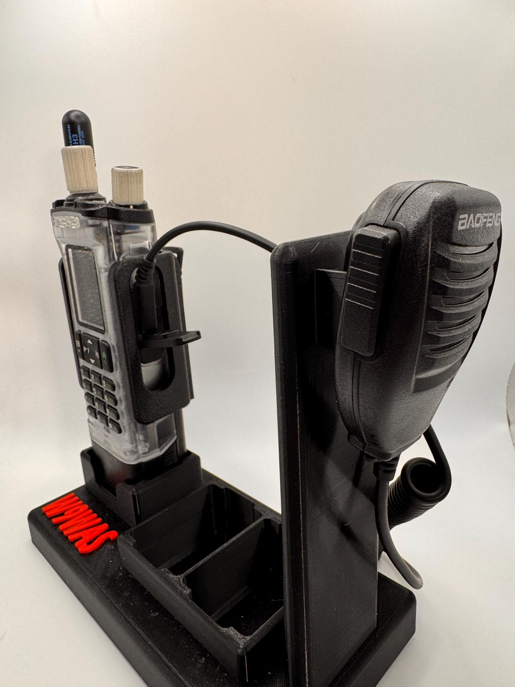 Baofeng UV-32 / DM-32 Dual-Orientation Holster – with speaker mic and stand