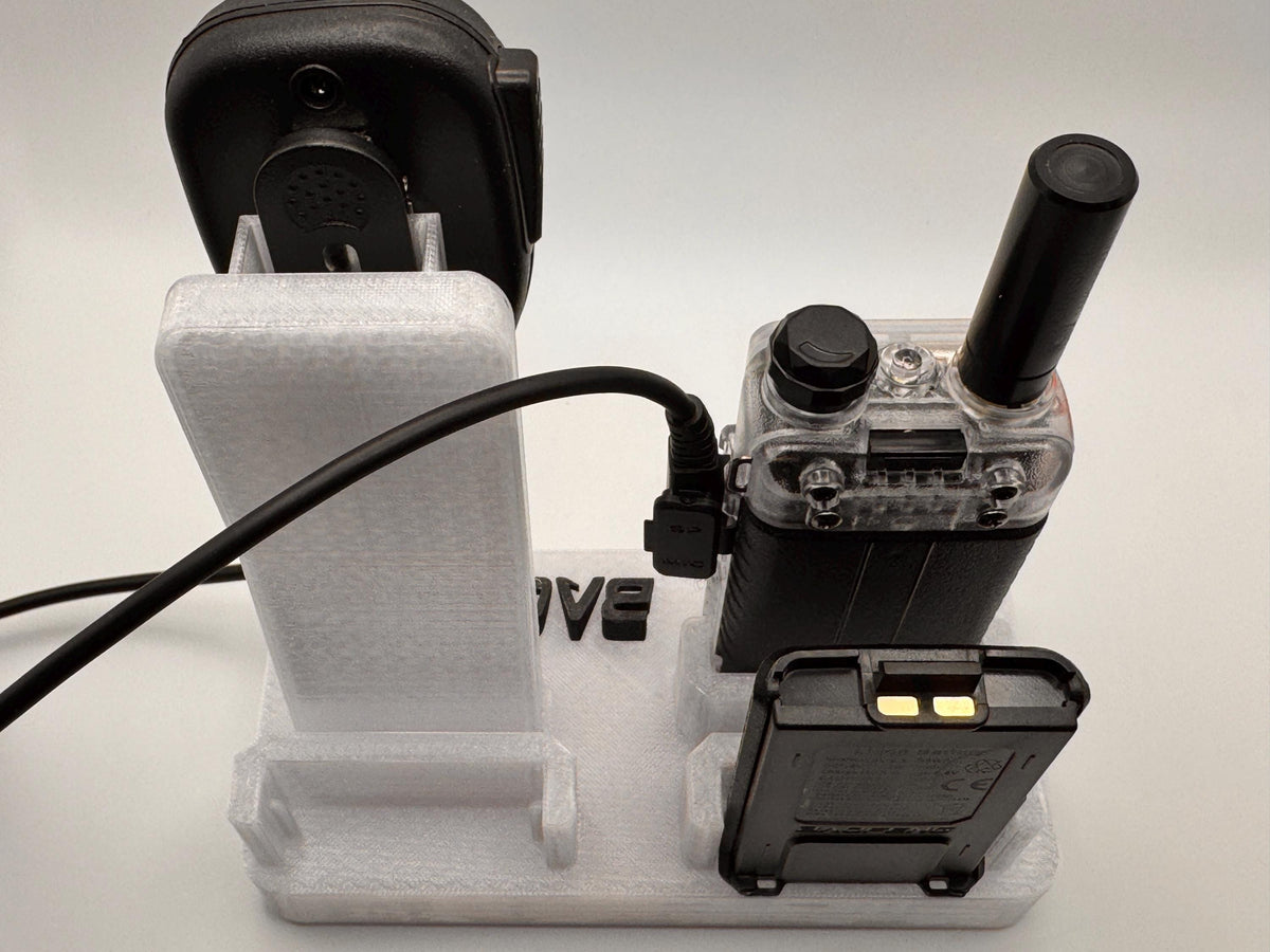 Baofeng UV-5R 25th anniversary transparent desk stand – radio and spare battery