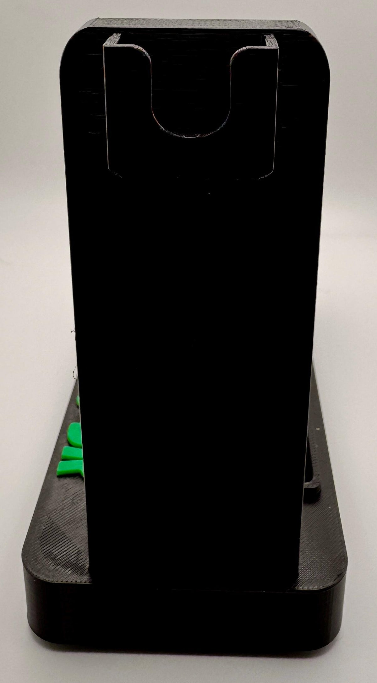 Baofeng UV-5R / UV-5R Plus desk stand – empty stand end view