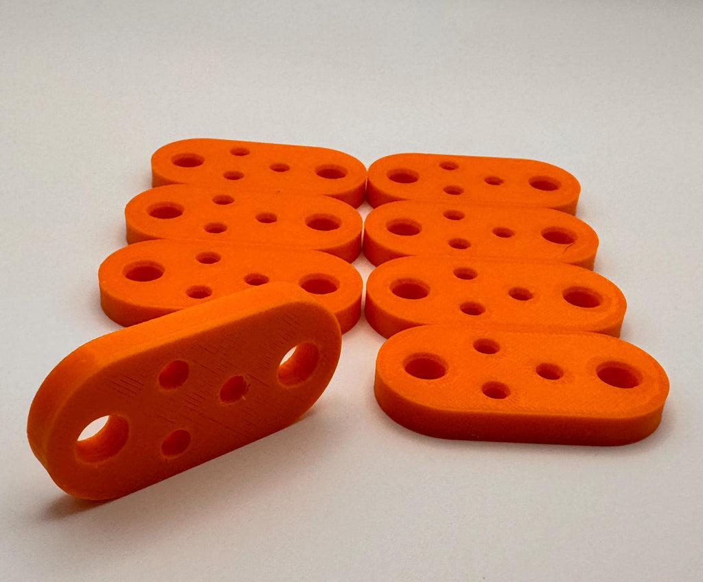 Flat 5-Hole Antenna Wire Insulators – insulators fanned out