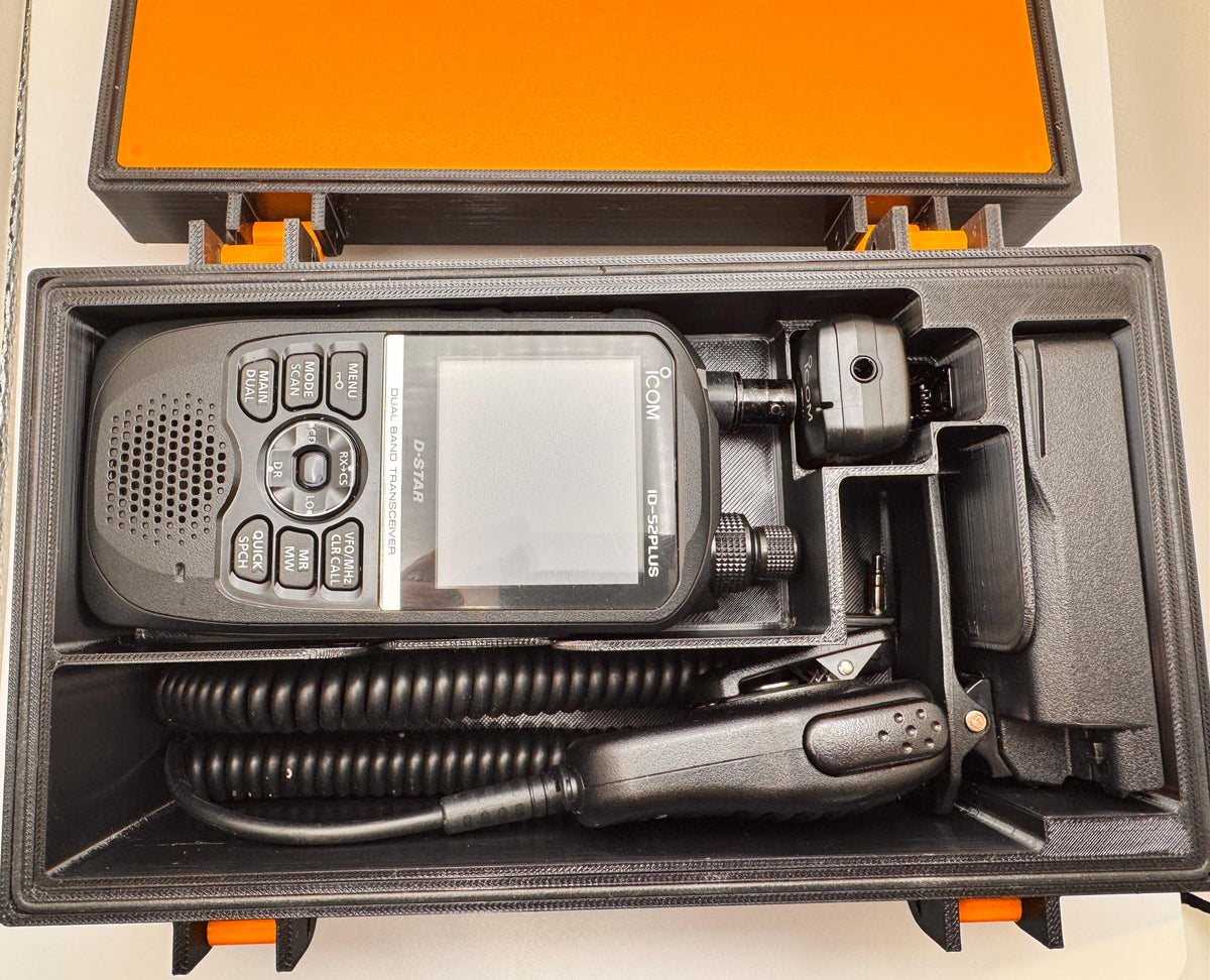 Custom Icom ID-52 radio case with callsign – radio and speaker mic close-up