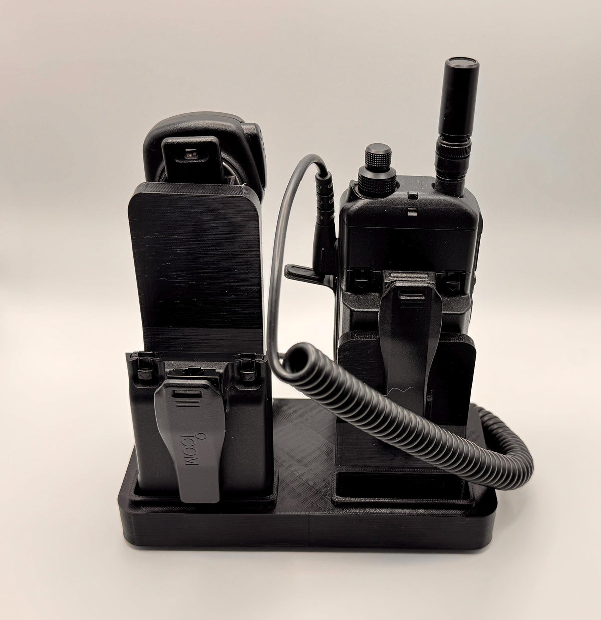 Icom ID-52 desk stand with forward-facing speaker mic – rear view with radio