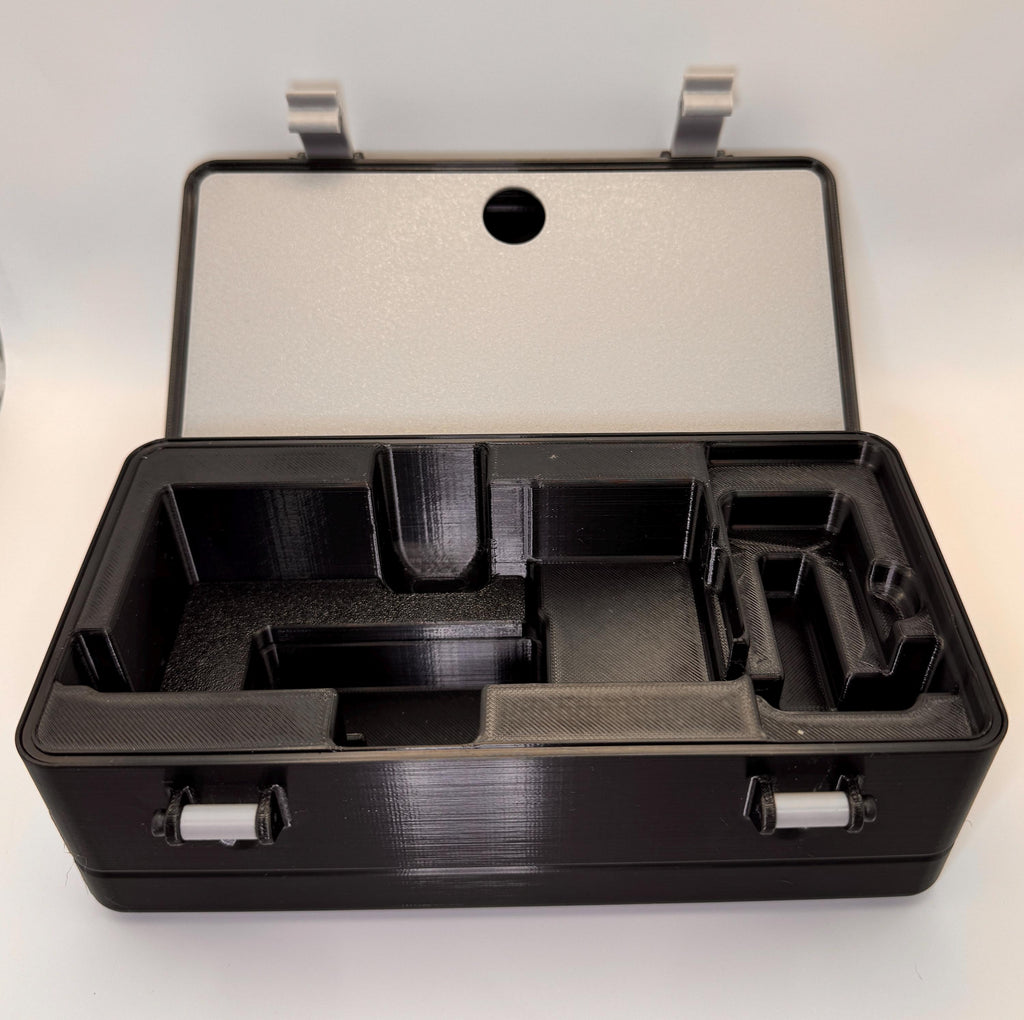 Icom ID-52 travel case – empty case with lid open