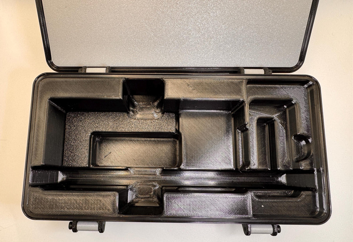 Icom ID-52 travel case – empty insert front view