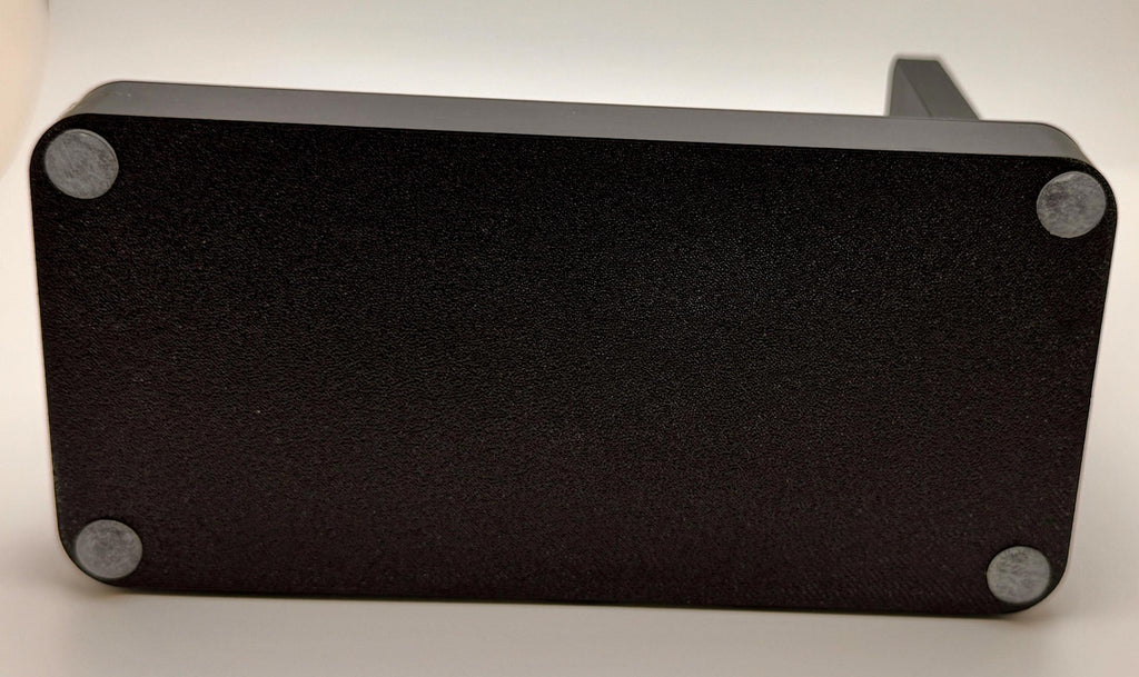 Icom ID-52A desk stand – base underside with rubber feet