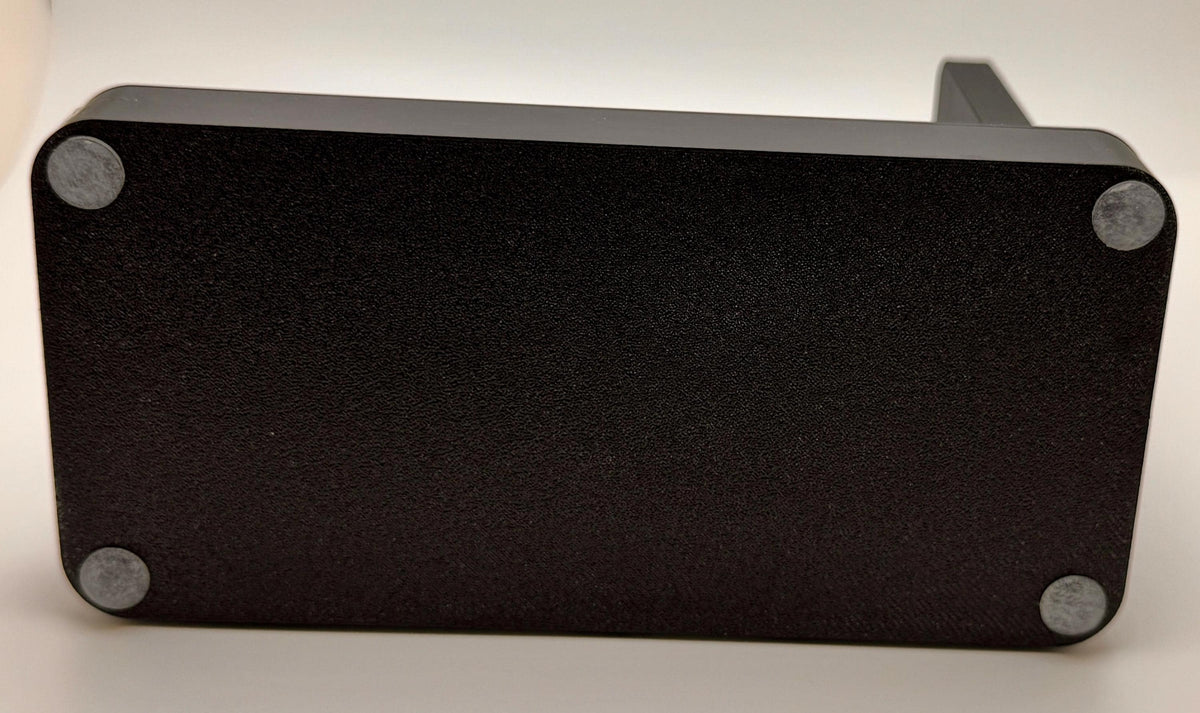 Icom ID-52A desk stand – base underside with rubber feet