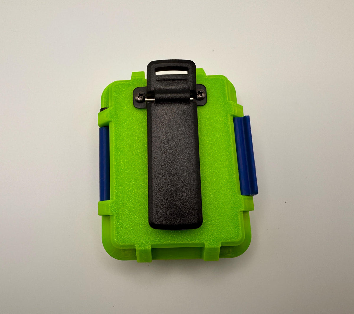 Meshtastic Heltec V3/V4 case – close-up of the back belt clip