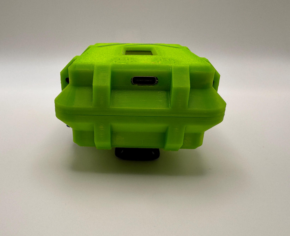 Meshtastic Heltec V3/V4 case – bottom view showing the USB-C charging slot