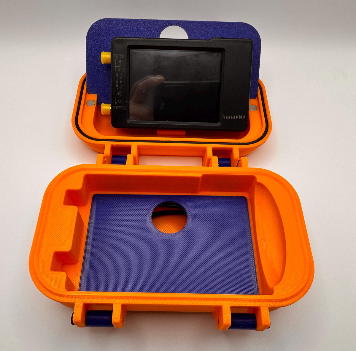 NanoVNA-H 2.8" compact case – NanoVNA stowed in open case