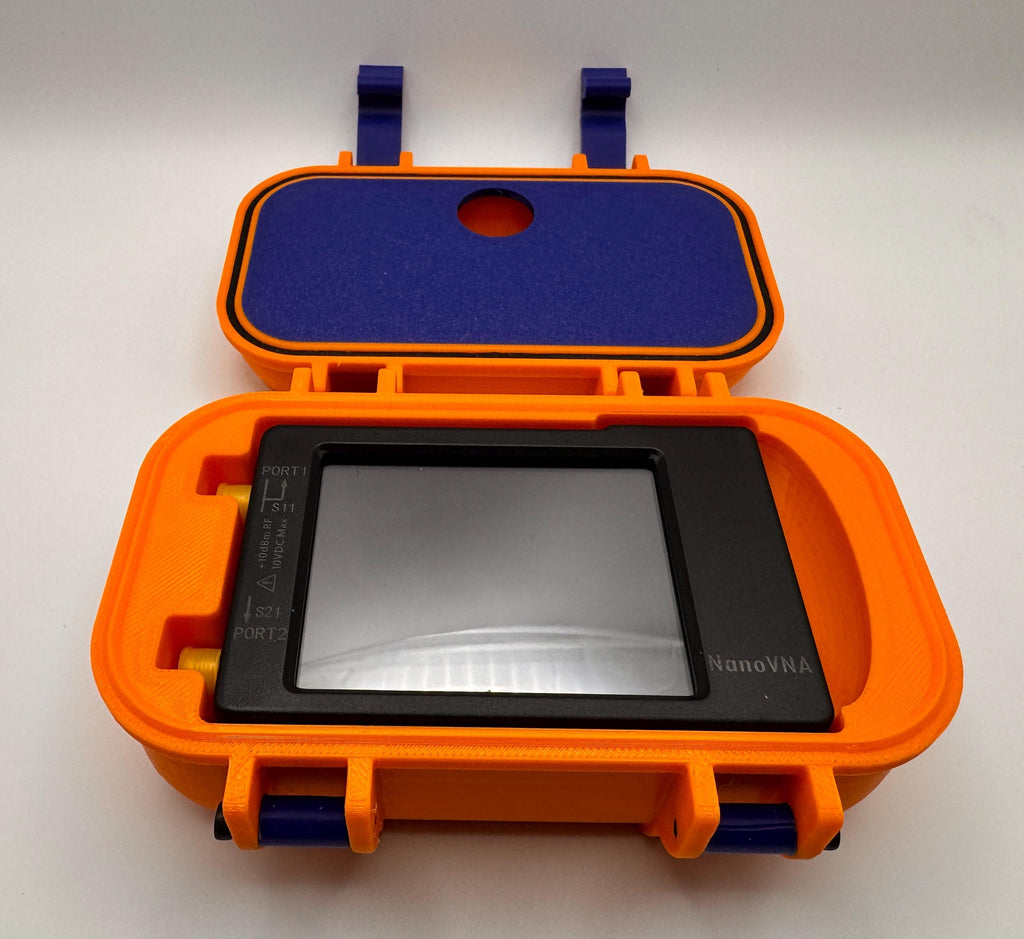 NanoVNA-H 2.8" compact case – open with NanoVNA-H in cradle