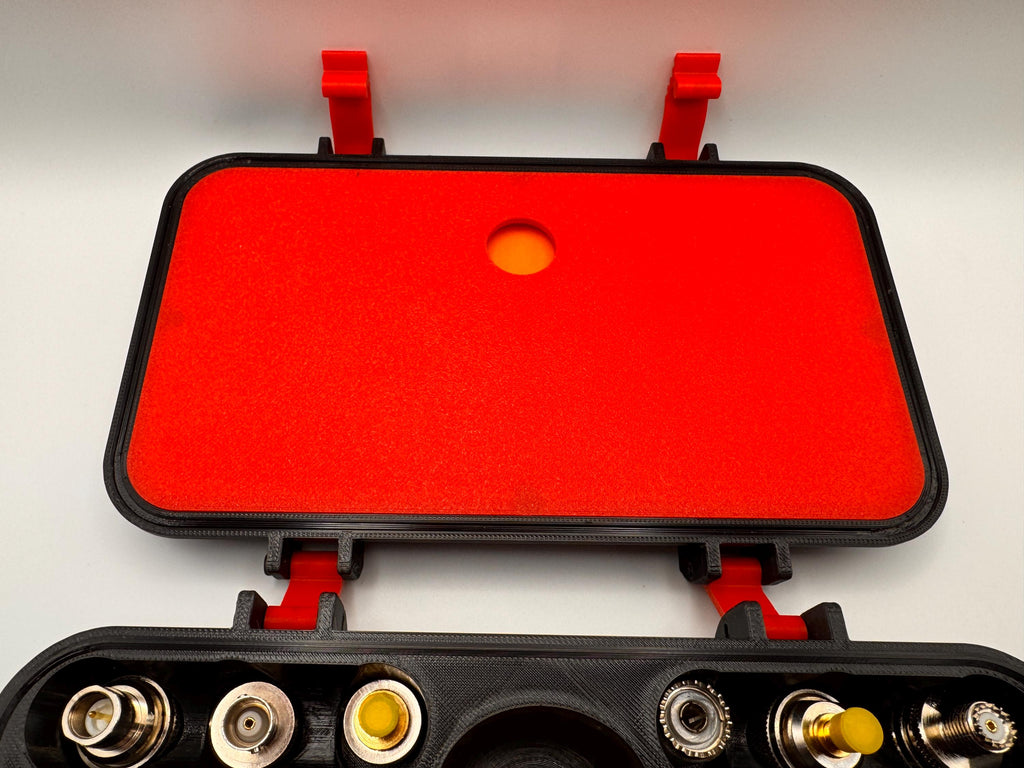 RigExpert Stick large storage case – lid with connector slots