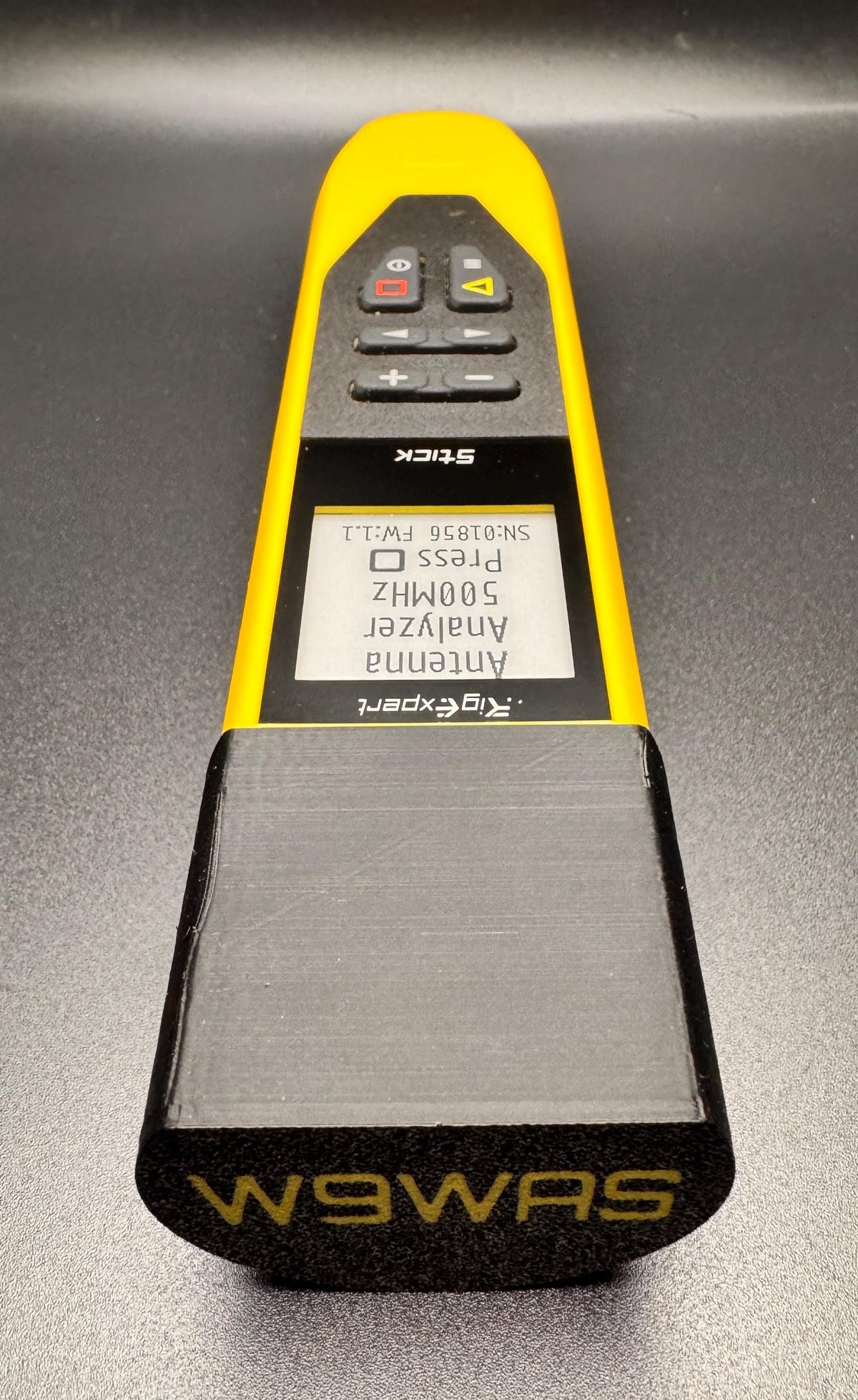 RigExpert Stick replacement cap – fitted to analyzer front
