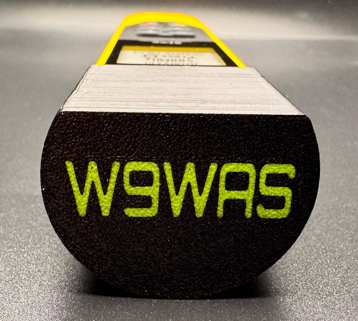 RigExpert Stick replacement cap – green callsign close-up