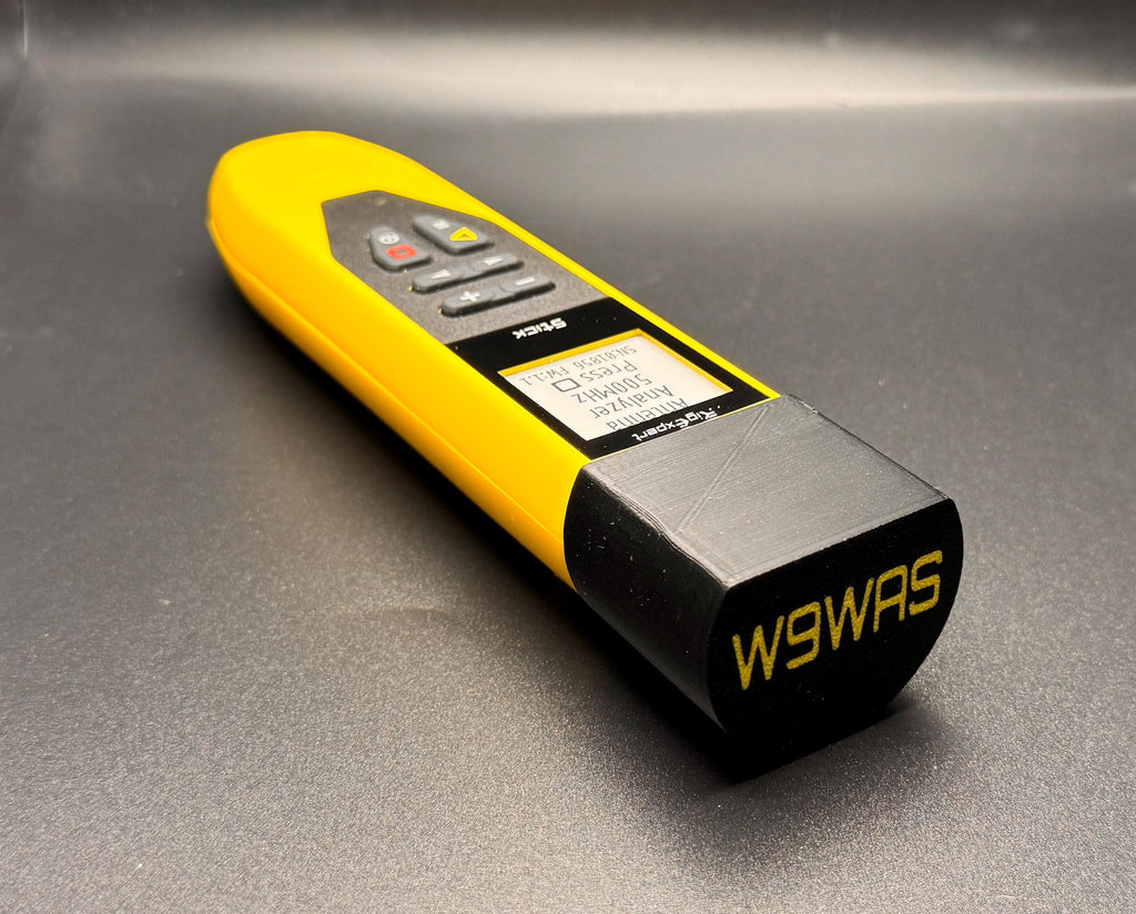 RigExpert Stick replacement cap – on analyzer angled view