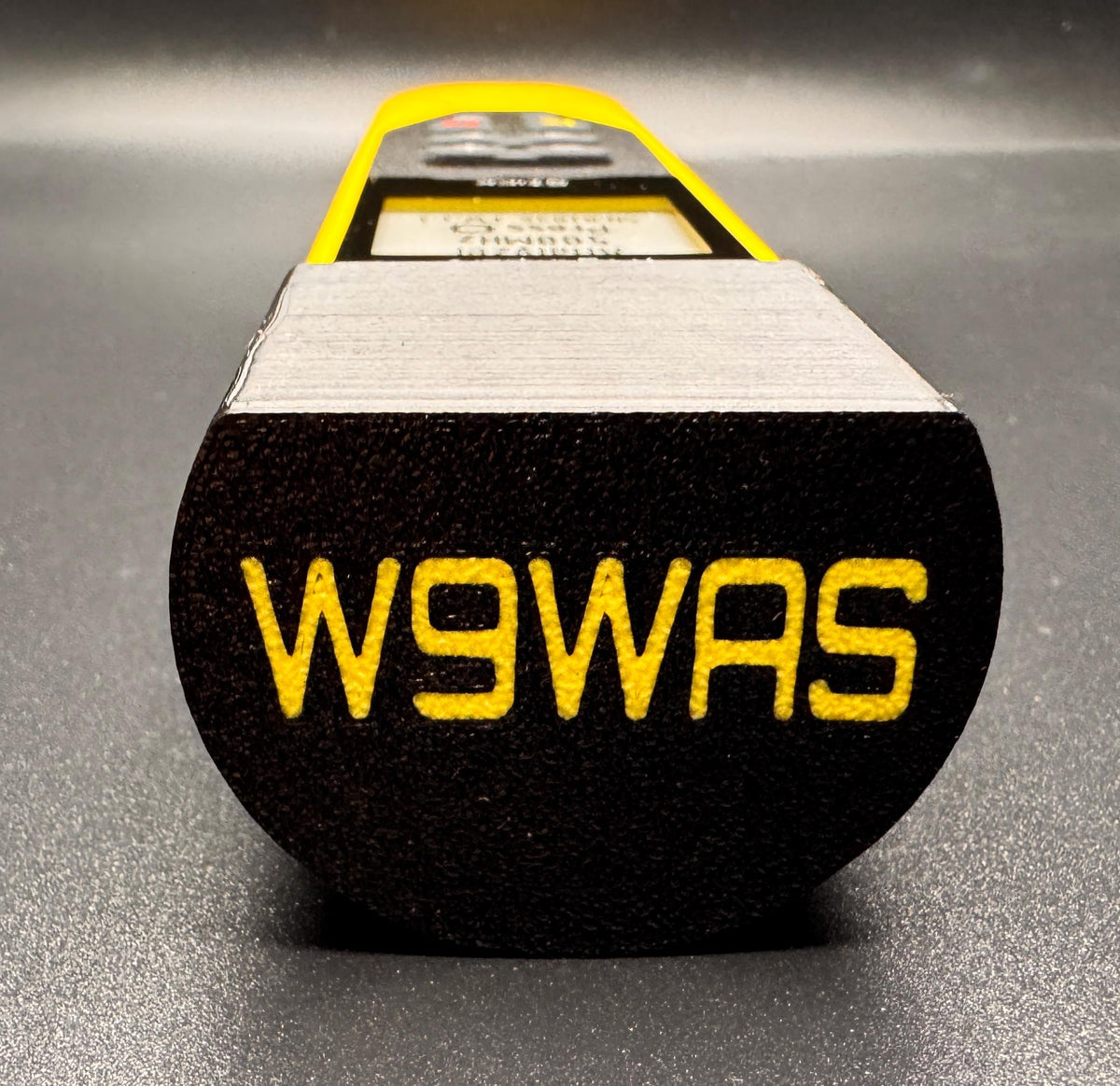 RigExpert Stick replacement cap – yellow callsign on analyzer