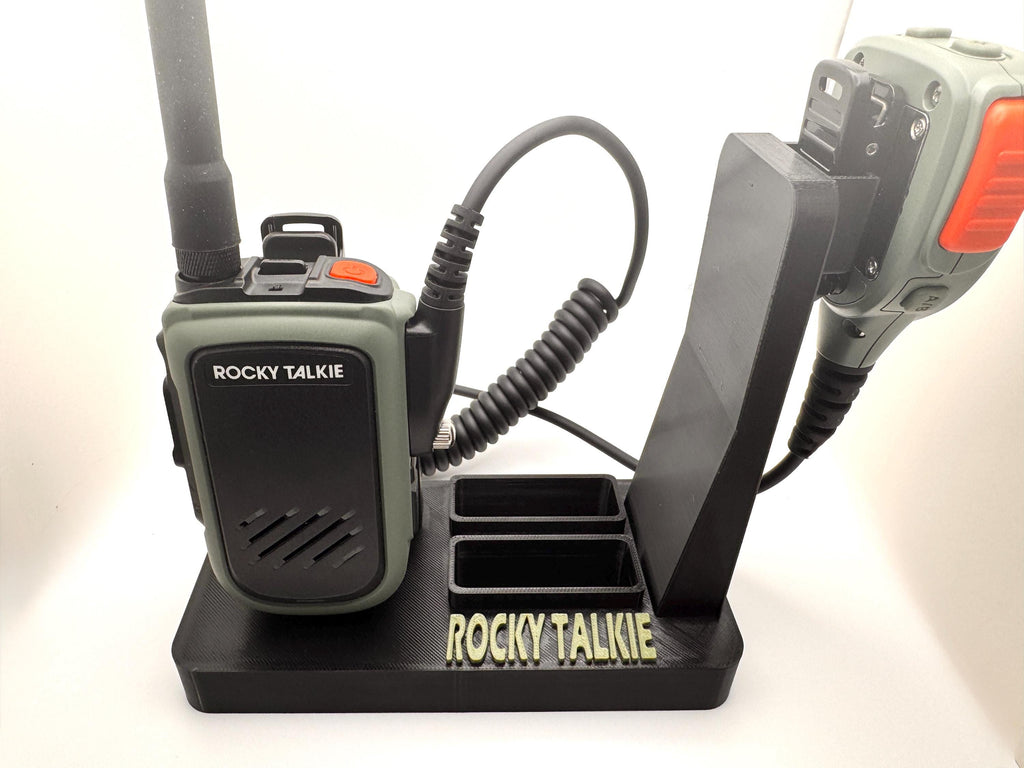 Rocky Talkie GMRS radio desk stand – front view with radio and mic