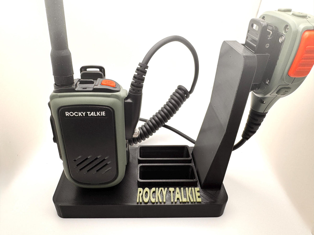 Rocky Talkie GMRS radio desk stand – front view with radio and mic