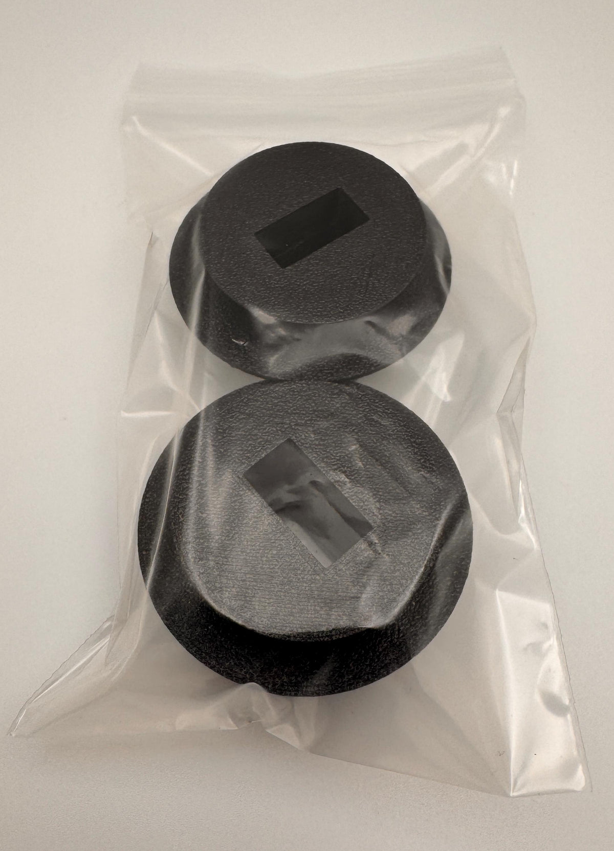 Round Anderson Powerpole Panel Mount – mount back view