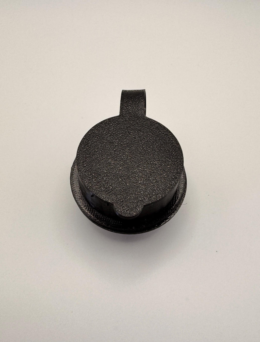 Round Anderson Powerpole Panel Mount with TPU Cover – cover closed front