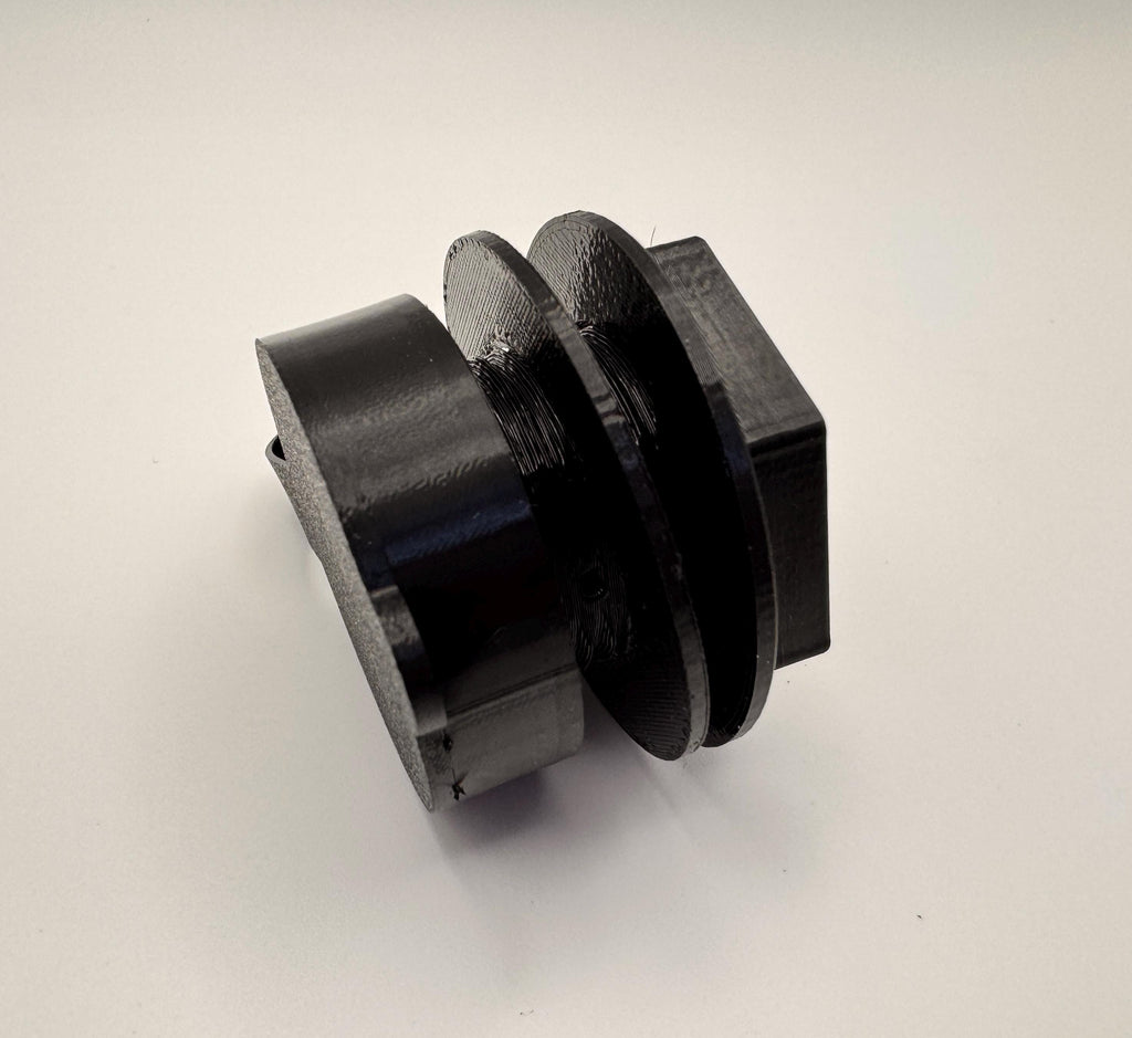 Round Anderson Powerpole Panel Mount with TPU Cover – mount side threads