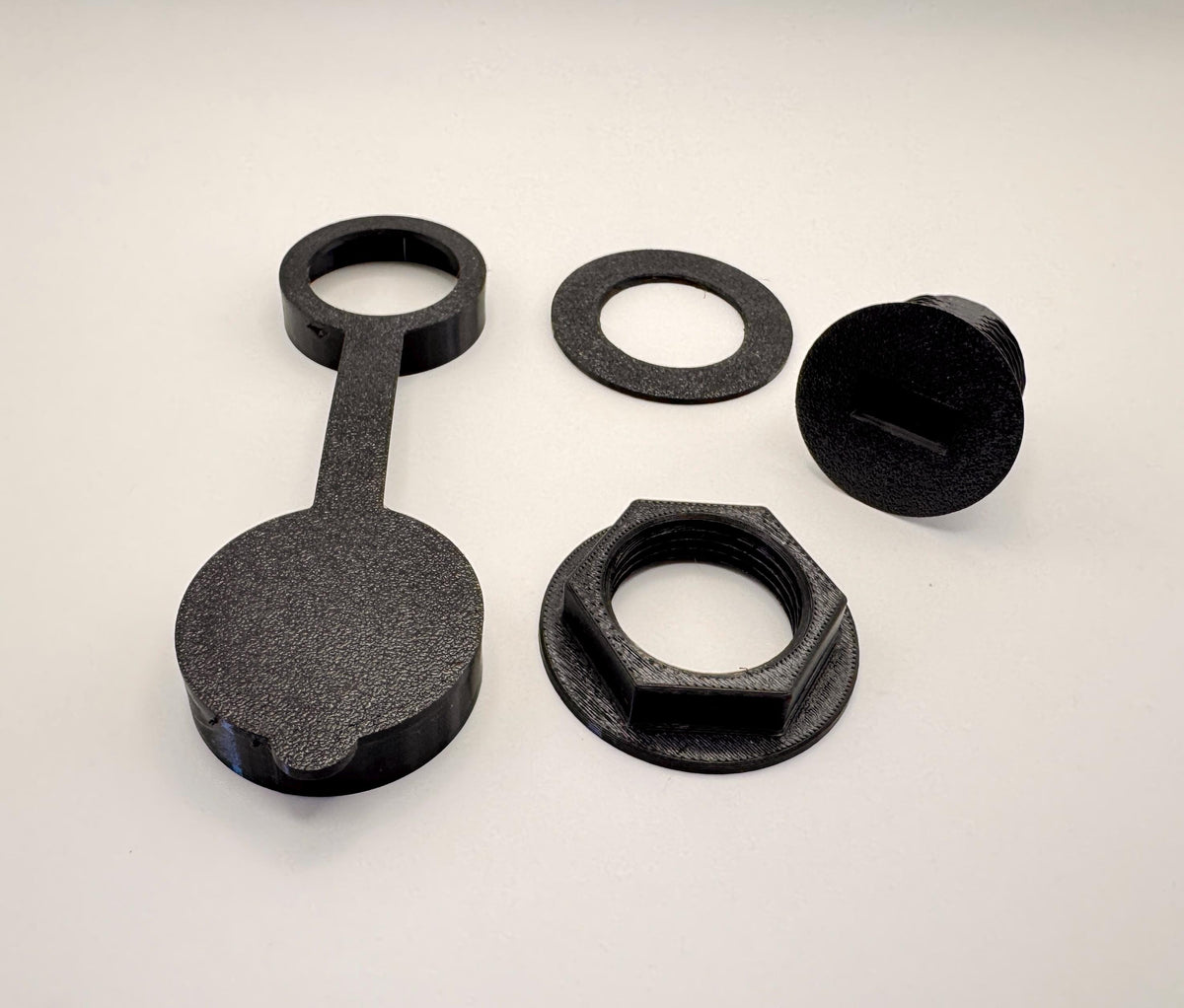 Round Anderson Powerpole Panel Mount with TPU Cover – single cover open angled