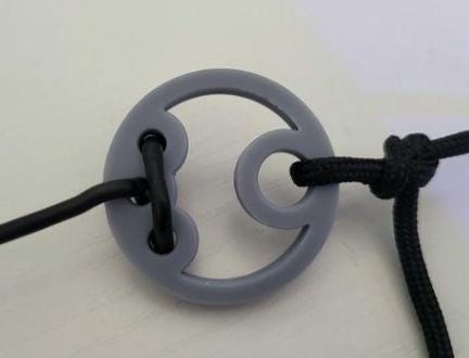 Round Knotless Antenna Insulators – insulator holding antenna wire and cord