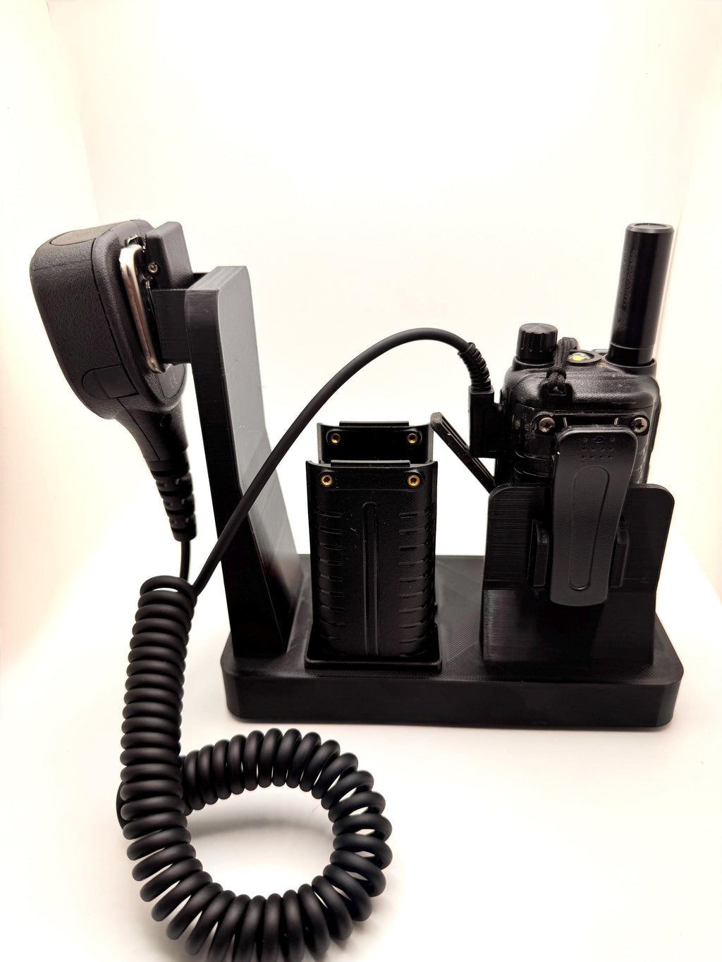 Tidradio TD-H3 desk stand – rear view with coiled mic cord