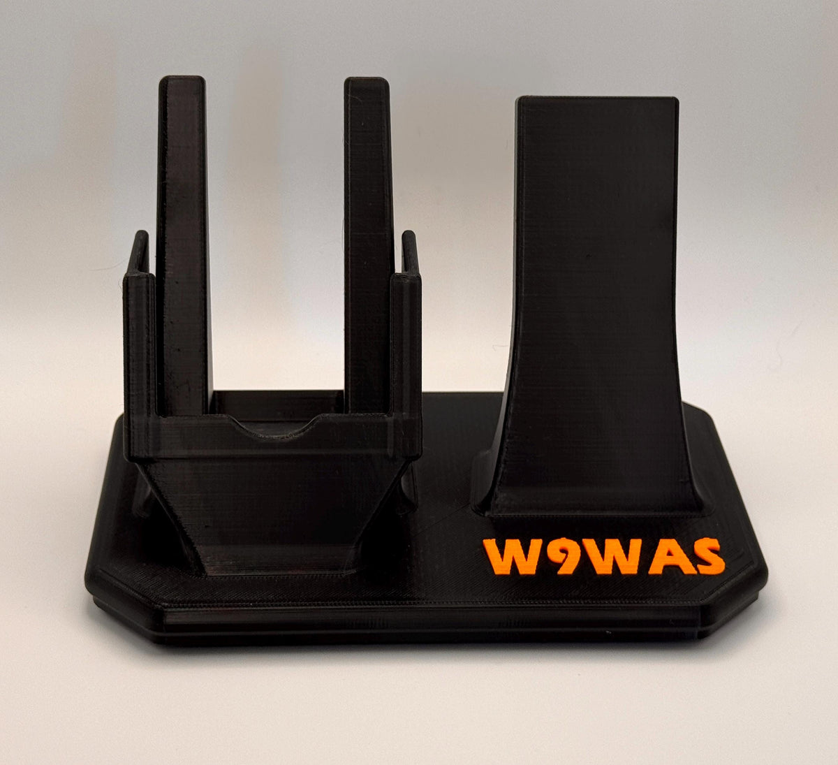 UNIWA F400 desk stand with speaker mic holder – empty stand front view