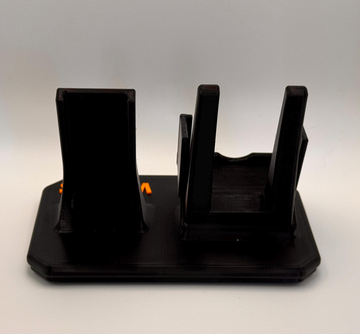 UNIWA F400 desk stand with speaker mic holder – empty stand rear view