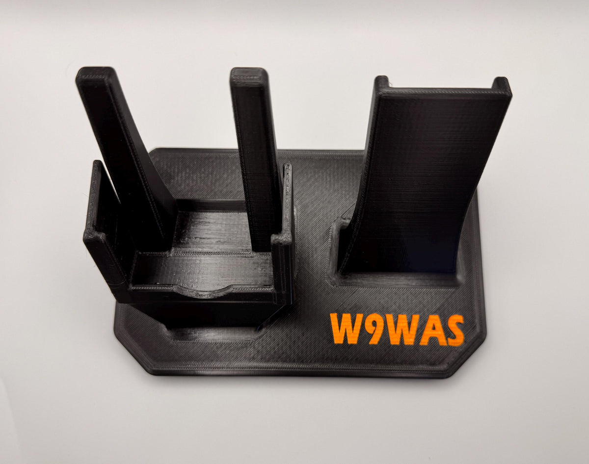 UNIWA F400 desk stand with speaker mic holder – empty stand top angle