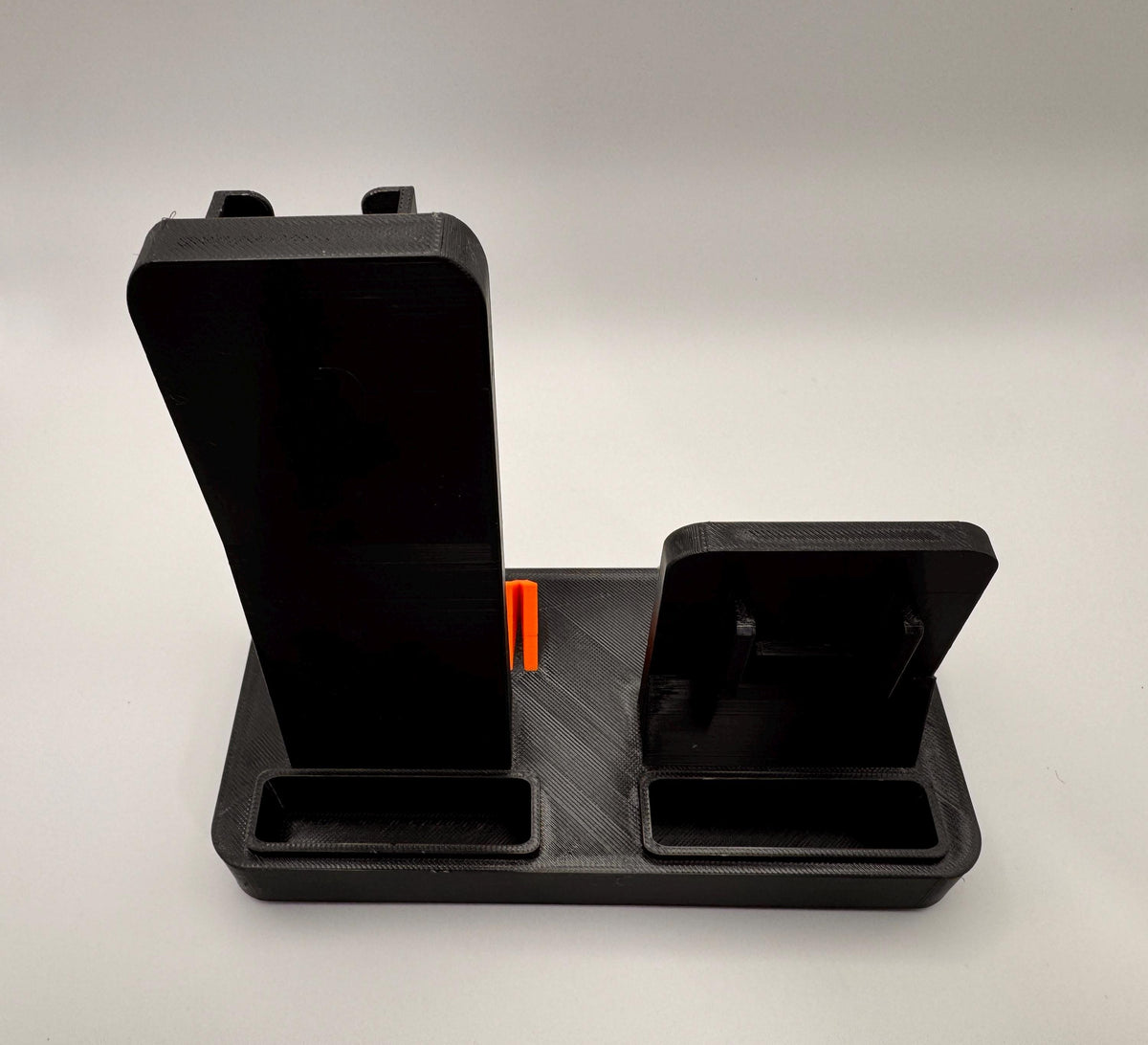 Yaesu FT5 / FT3 2026 desk stand – empty stand rear view