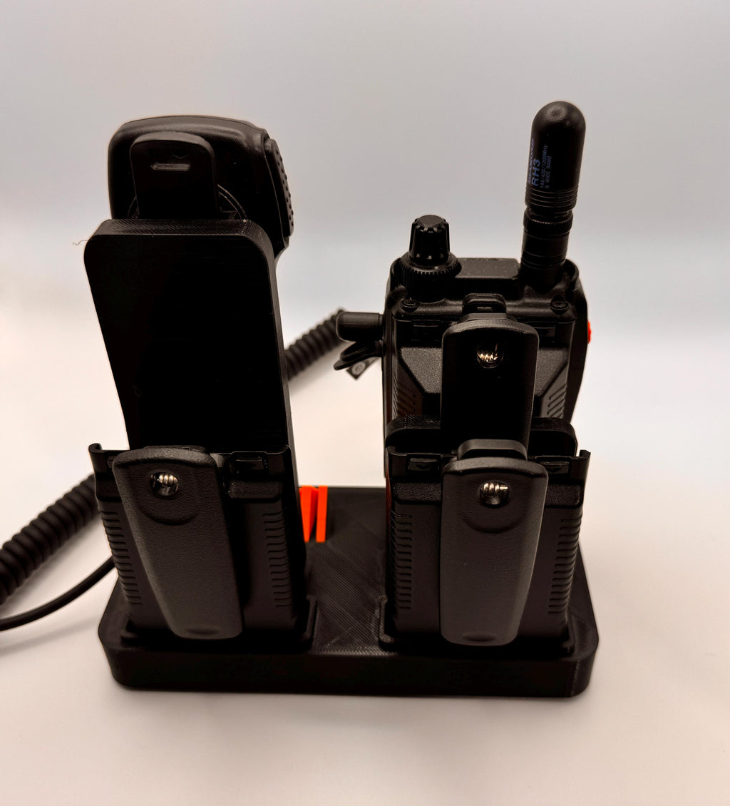 Yaesu FT5 / FT3 2026 desk stand – rear view with batteries