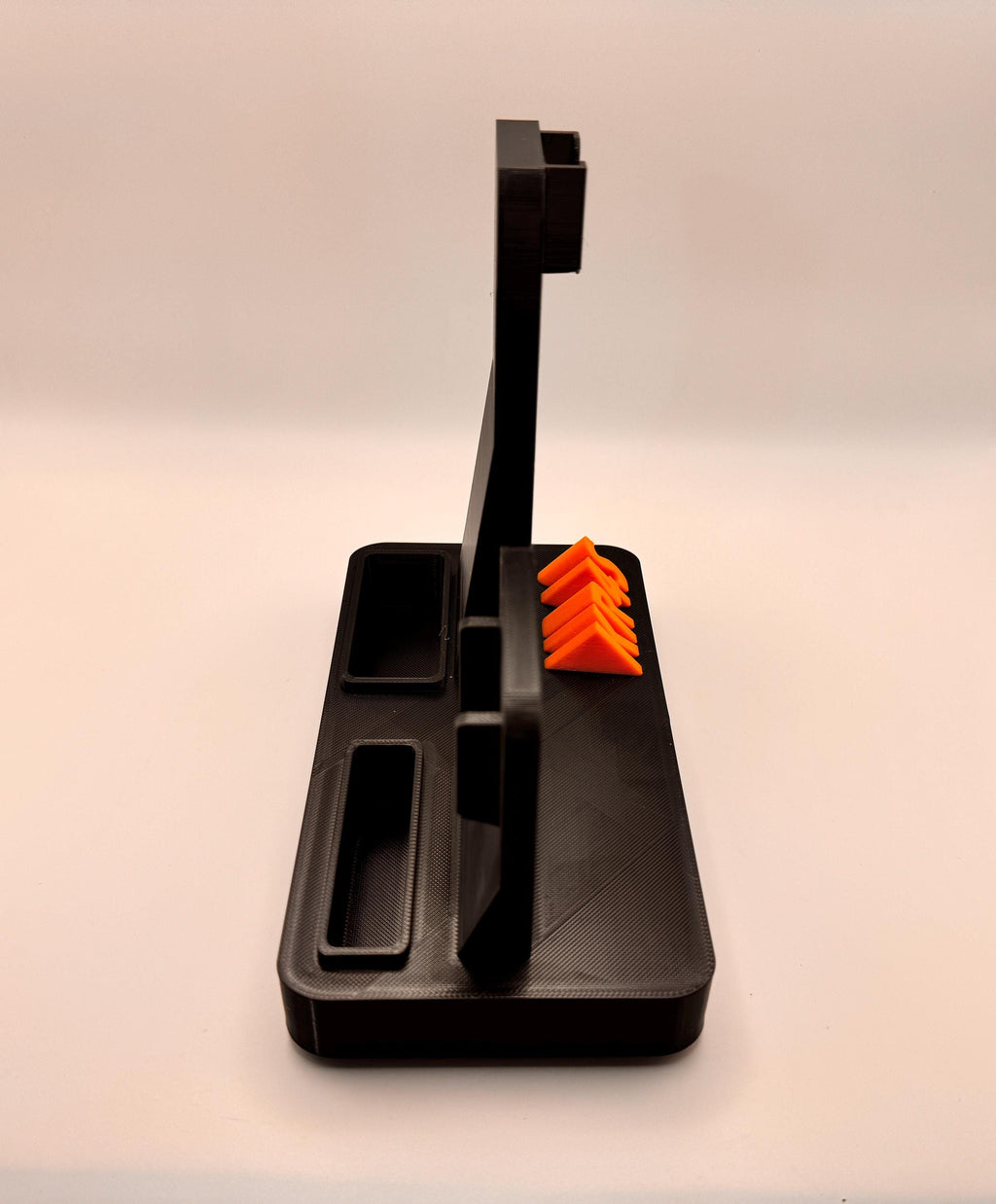 Yaesu FT5 / FT3 desk stand – empty stand side view