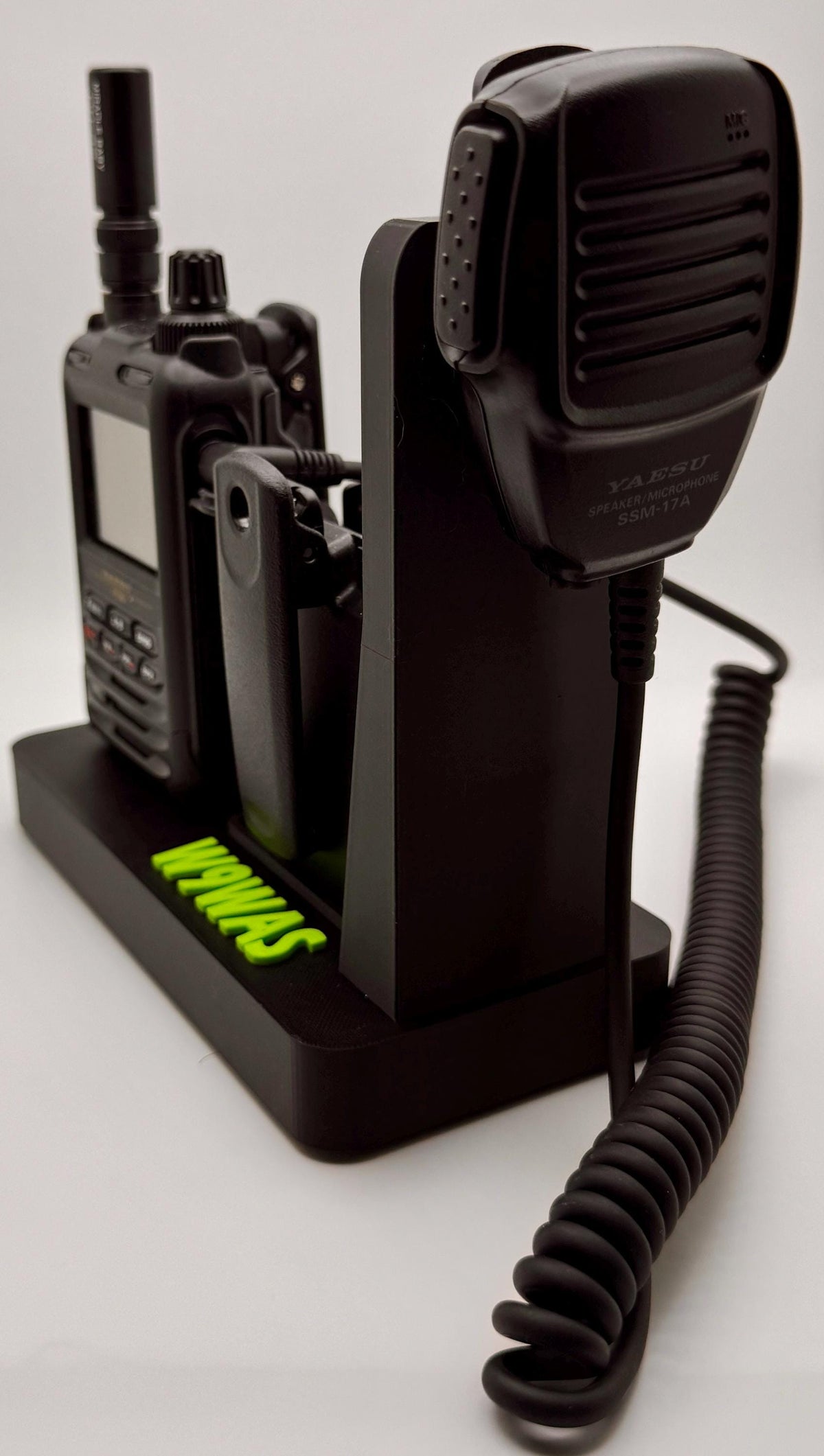 Yaesu FT5D desk stand with custom callsign – speaker mic side view
