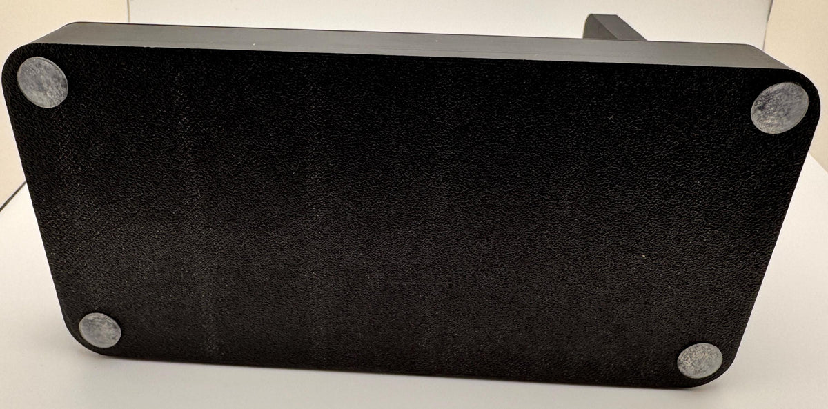 Yaesu FT5D desk stand with FT5 motif – base underside with rubber feet