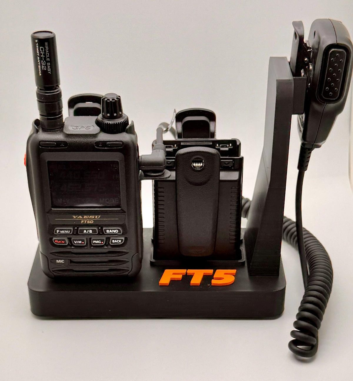 Yaesu FT5D desk stand with FT5 motif – with radio battery and mic